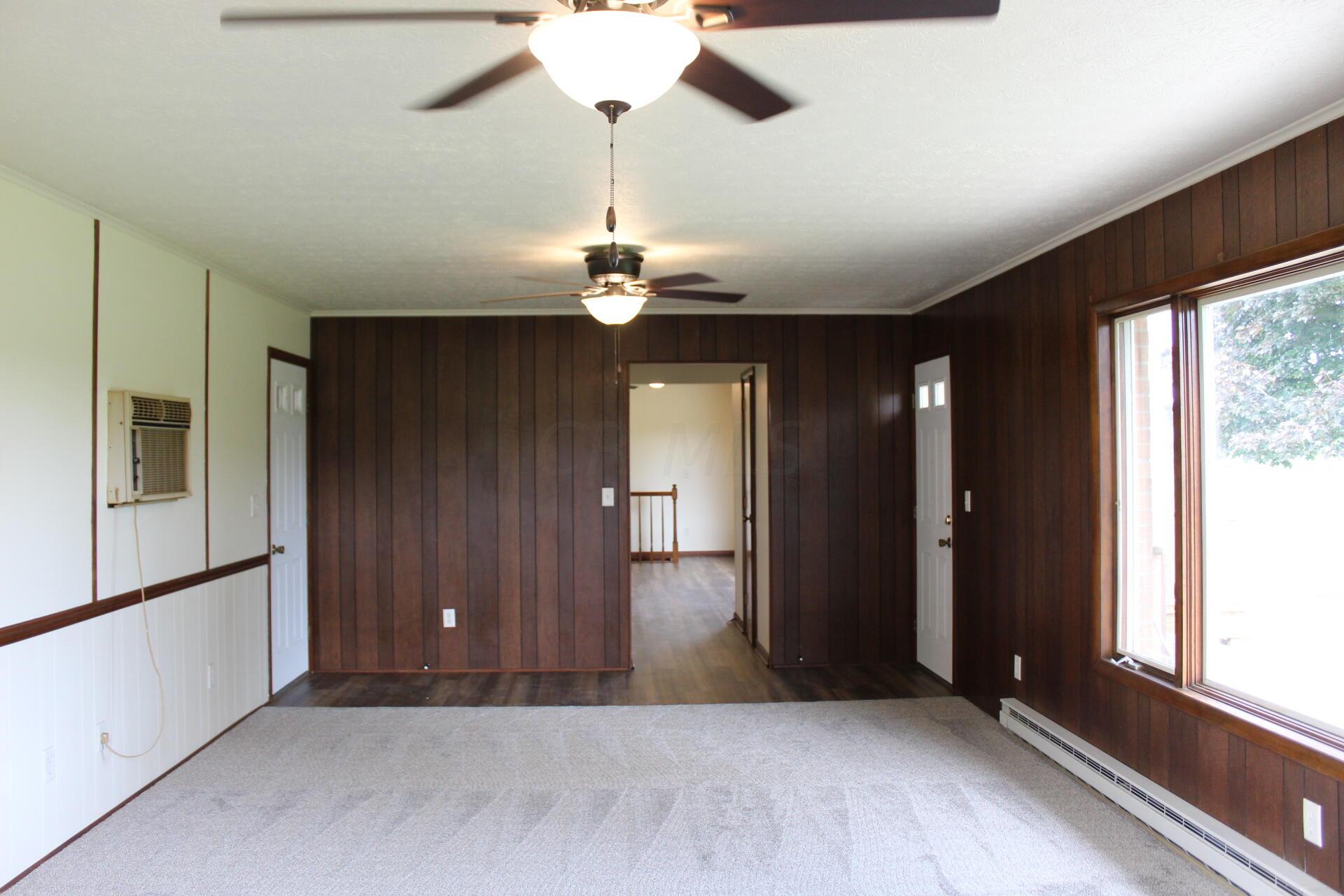 3960 Morral-Kirkpatrick Road West Morral, OH 43337 - Photo 9 of 32 Family Room 2