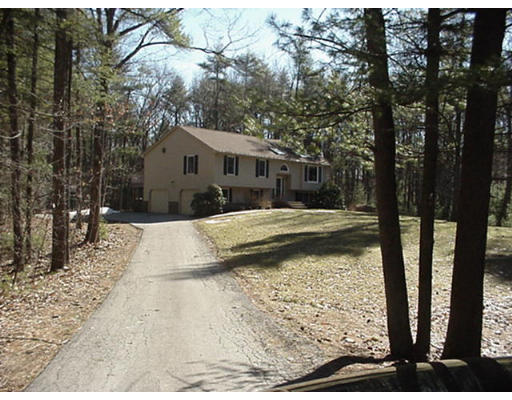 19 Beechwood Road Londonderry, NH 03053 - Photo 2 of 12 Gallery Image 2