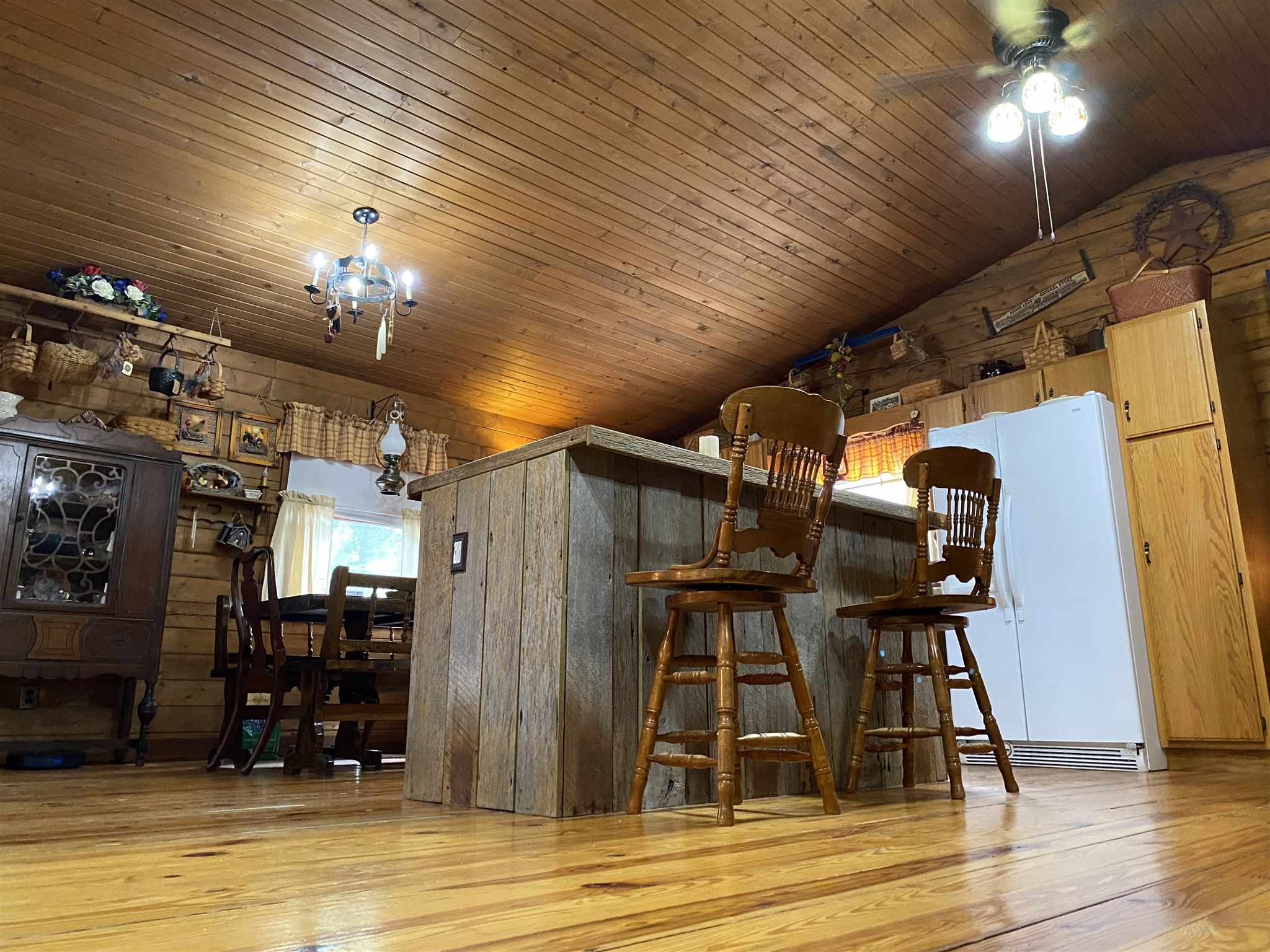 3712 Peerless Road Bedford, IN 47421 - Photo 6 of 29