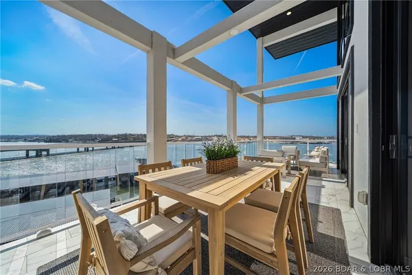 $1,095,000 | 1065 Topsider Lane, Unit 501, Osage Beach, MO 65065