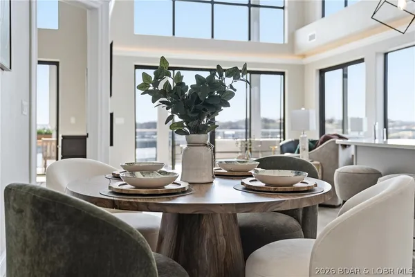 $1,095,000 | 1065 Topsider Lane, Unit 501, Osage Beach, MO 65065