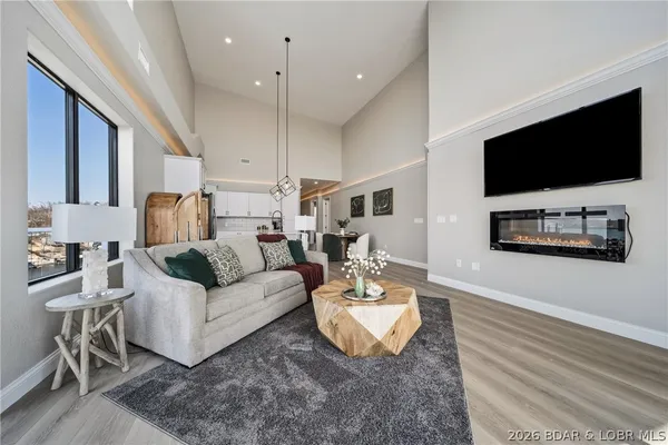 $1,095,000 | 1065 Topsider Lane, Unit 501, Osage Beach, MO 65065