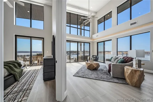 $1,095,000 | 1065 Topsider Lane, Unit 501, Osage Beach, MO 65065