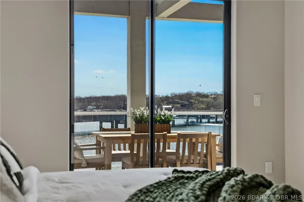 $1,095,000 | 1065 Topsider Lane, Unit 501, Osage Beach, MO 65065