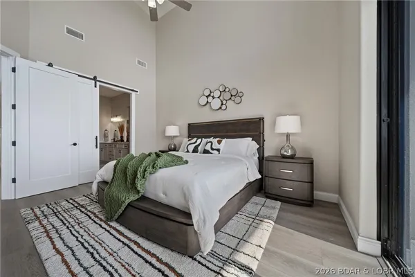 $1,095,000 | 1065 Topsider Lane, Unit 501, Osage Beach, MO 65065