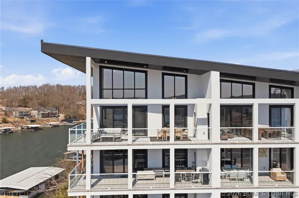 $1,095,000 | 1065 Topsider Lane, Unit 501, Osage Beach, MO 65065