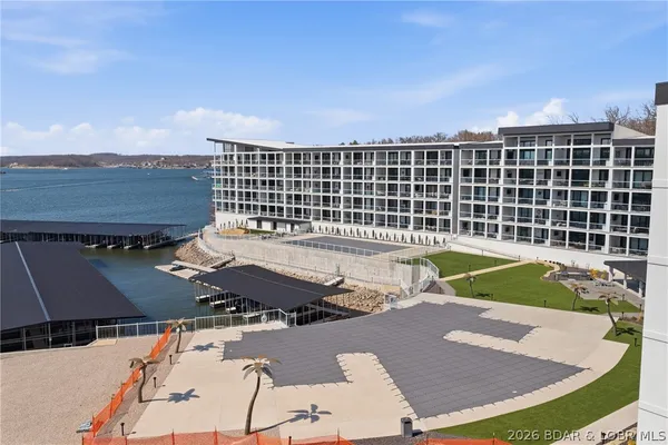 $1,095,000 | 1065 Topsider Lane, Unit 501, Osage Beach, MO 65065