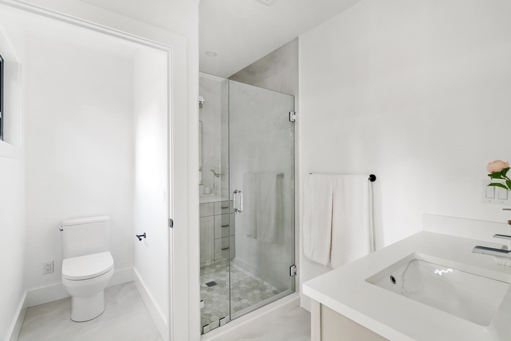 8 Poplar Road, Unit C Cambridge, MA 02138 - Photo 18 of 26 Gallery Image 18