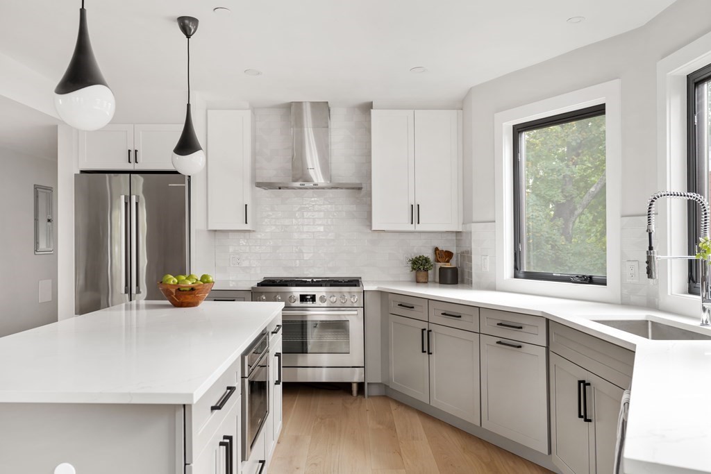 8 Poplar Road, Unit C Cambridge, MA 02138 - Photo 3 of 26 Gallery Image 3