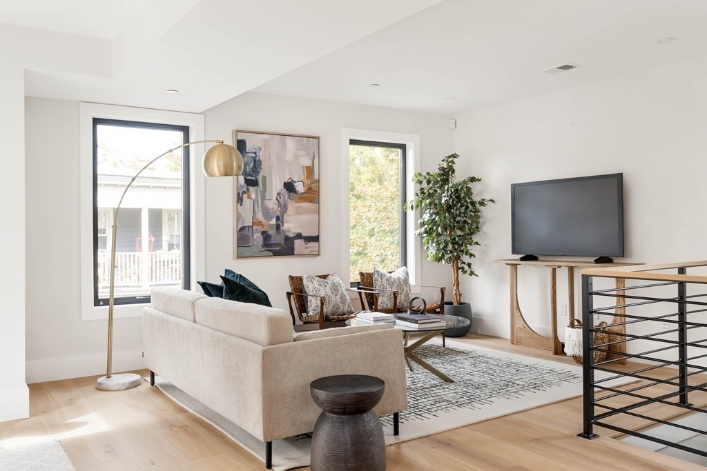 8 Poplar Road, Unit C Cambridge, MA 02138 - Photo 6 of 26 Gallery Image 6