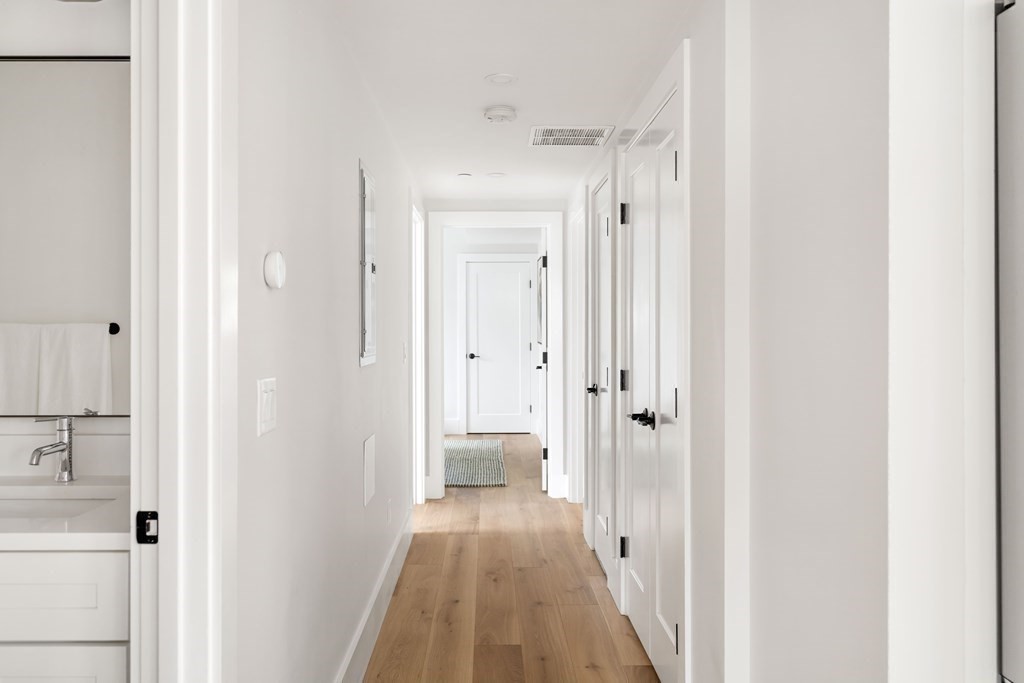 8 Poplar Road, Unit C Cambridge, MA 02138 - Photo 9 of 26 Gallery Image 9