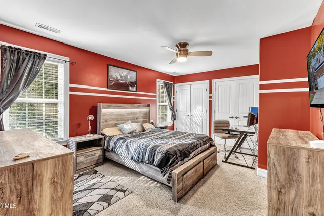 a view of a garden with flowers