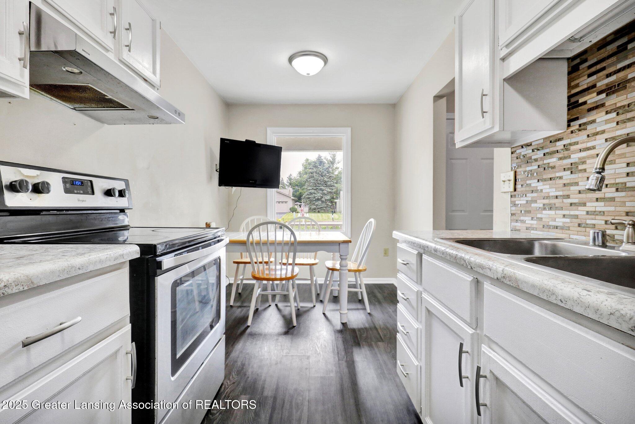 5463 Maple Ridge Road Haslett, MI 48840 - Photo 17 of 32 19-web-or-mls-Open Ended Media-18