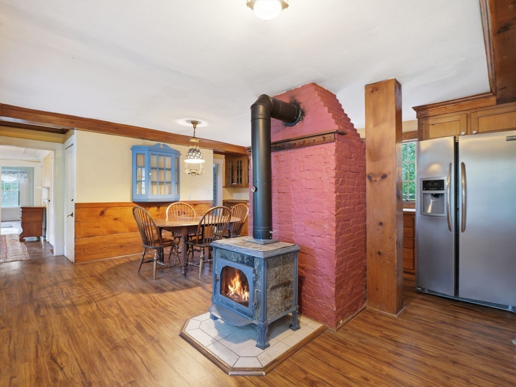 834 Pleasant Street Athol, MA 01331 - Photo 12 of 40