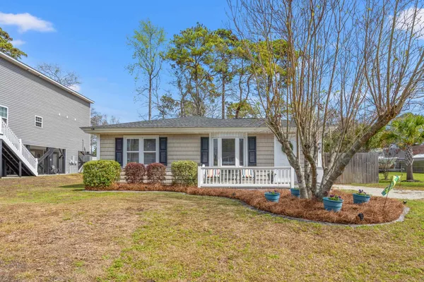 $465,000 | 724 5th Avenue South, Surfside Beach, SC 29575