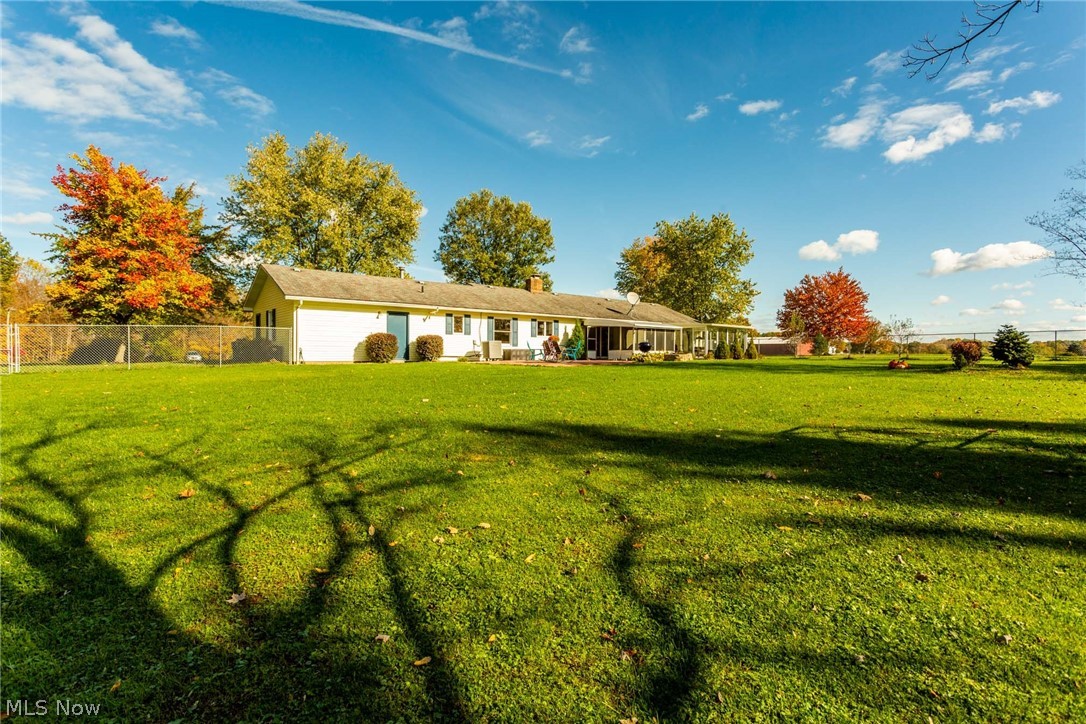 6491 Lincoln Road Wakeman, OH 44889 - Photo 4 of 34