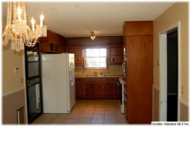 2234 Regency Drive Bessemer, AL 35022 - Photo 5 of 21