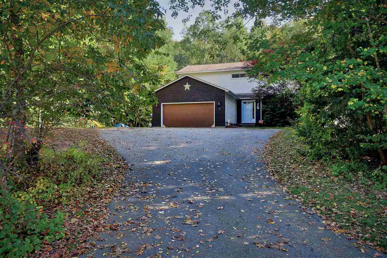 14 Hawkview Road Hudson, NH 03051 - Photo 2 of 40