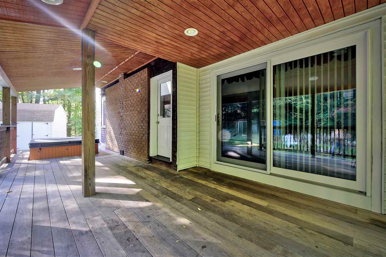 14 Hawkview Road Hudson, NH 03051 - Photo 33 of 40