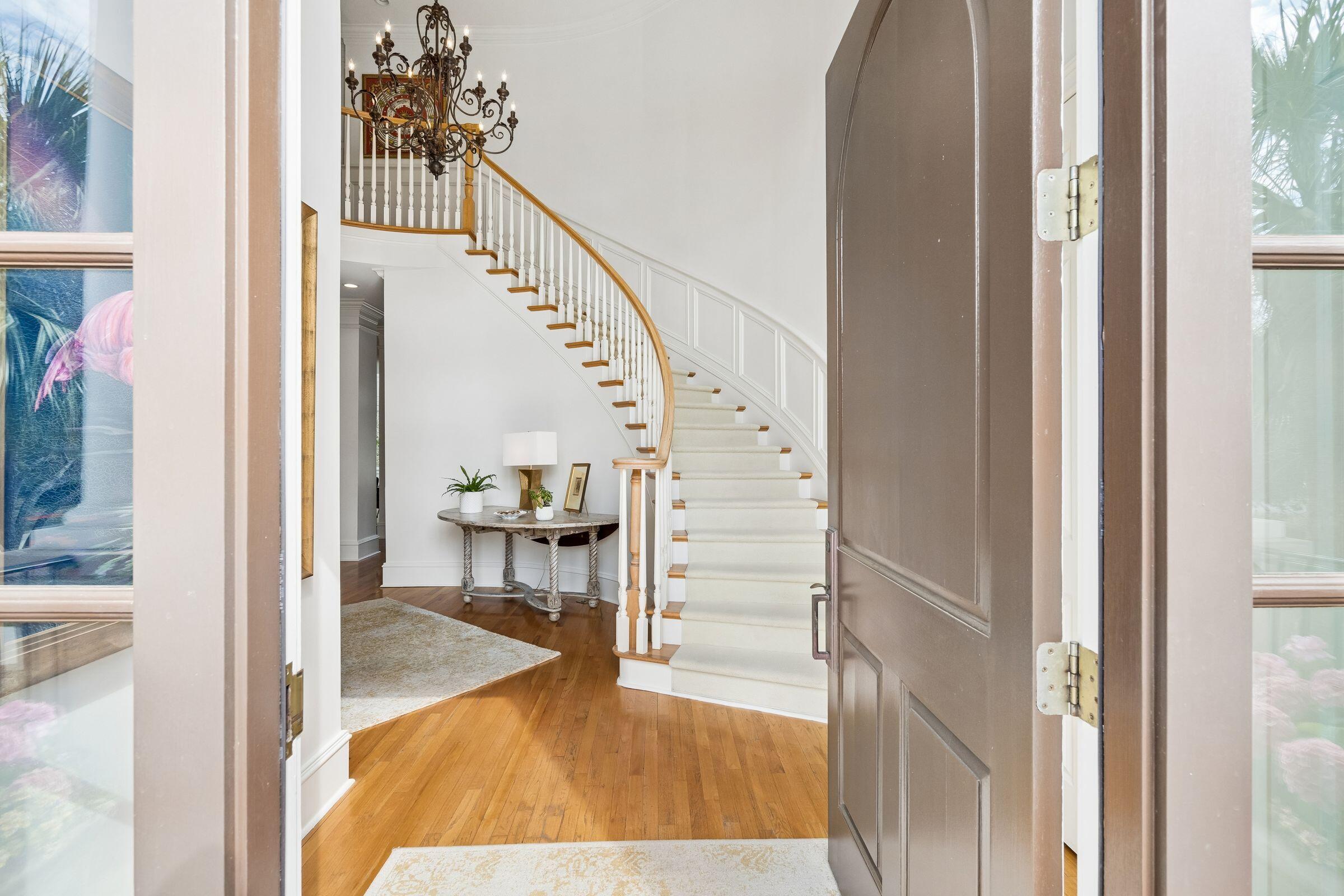 1663 Omni Boulevard Mount Pleasant, SC 29466 - Photo 5 of 73 Foyer