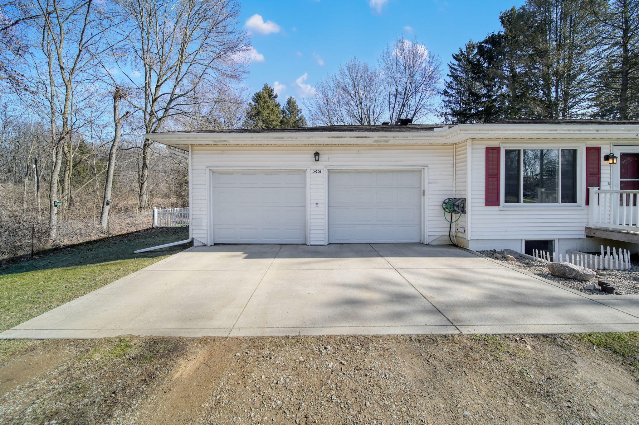 2901 Chapel Road Parma, MI 49269 - Photo 3 of 42 33-web-or-mls-DSC05578_HDR