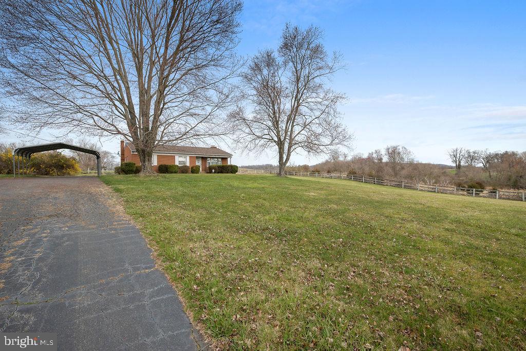 8430 Springs Road Warrenton, VA 20186 - Photo 8 of 46 Gallery Image 8