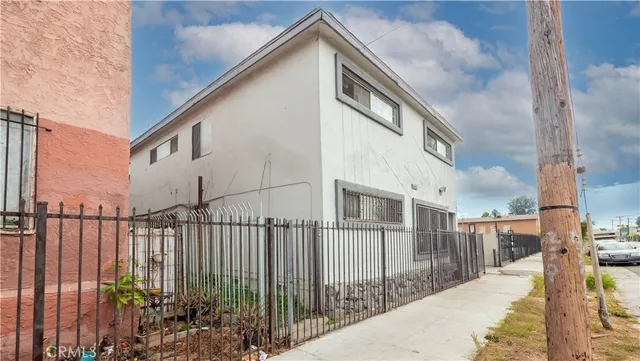 $944,777 | 5110 Compton Avenue, Los Angeles, CA 90011