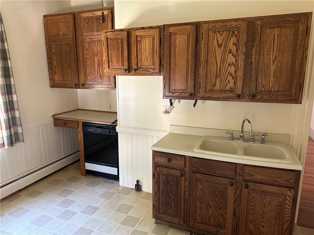 35 Dover Street Providence, RI 02908 - Photo 6 of 36