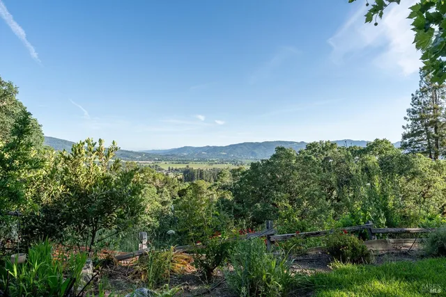 $549,000 | 1851 Ridge Road, Ukiah, CA 95482