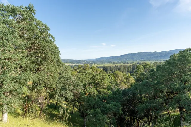 $549,000 | 1851 Ridge Road, Ukiah, CA 95482