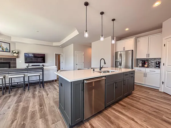 $759,900 | 1345 Goldenrod Way, Oconomowoc, WI 53066