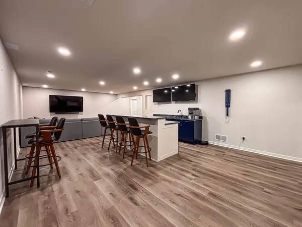 $759,900 | 1345 Goldenrod Way, Oconomowoc, WI 53066