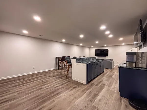 $759,900 | 1345 Goldenrod Way, Oconomowoc, WI 53066