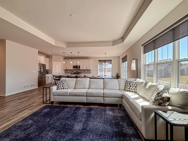 $759,900 | 1345 Goldenrod Way, Oconomowoc, WI 53066