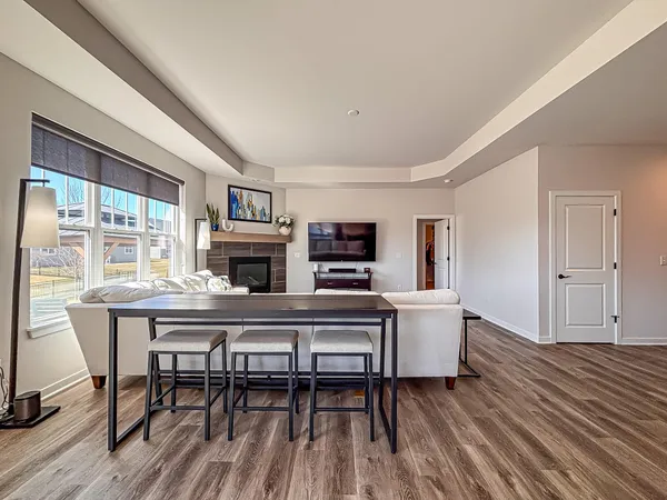 $759,900 | 1345 Goldenrod Way, Oconomowoc, WI 53066