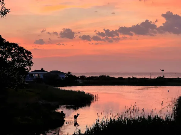 $100,000 | 6 Bay Inlet Road, East Hampton, NY 11937