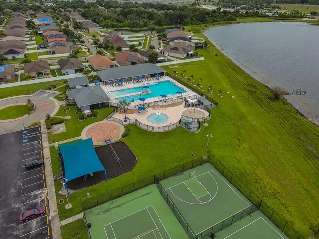 $330,000 | 507 Powder View Drive, Ruskin, FL 33570