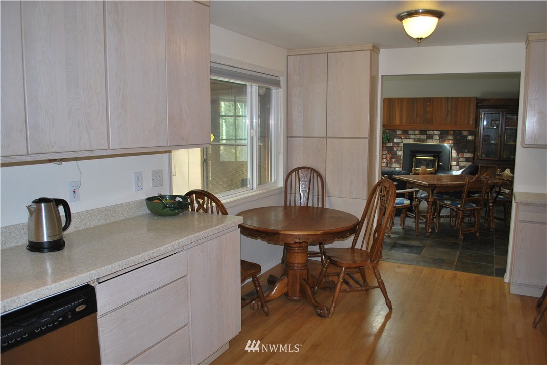 8981 Delta Line Road Custer, WA 98240 - Photo 4 of 21