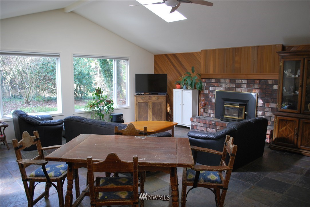 8981 Delta Line Road Custer, WA 98240 - Photo 5 of 21