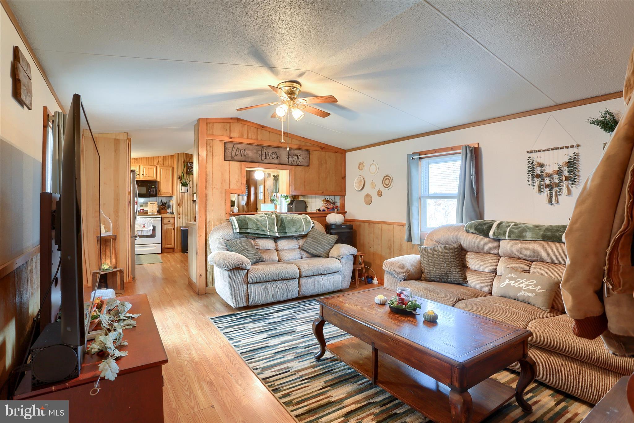 80 Barrick Hill Road Shermans Dale, PA 17090 - Photo 5 of 33