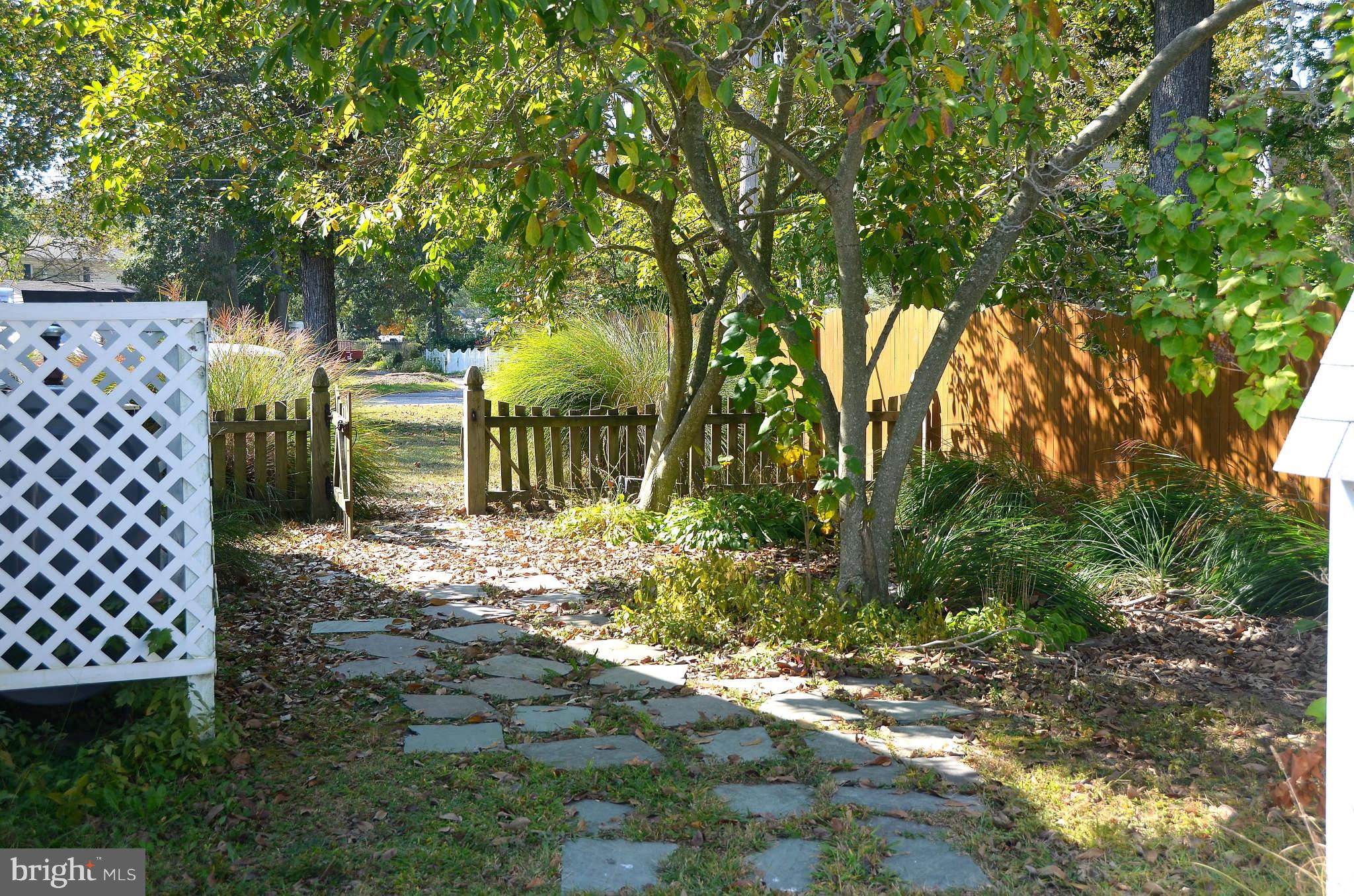 1129 Cherry Point Road West River, MD 20778 - Photo 26 of 30 Exterior (General)