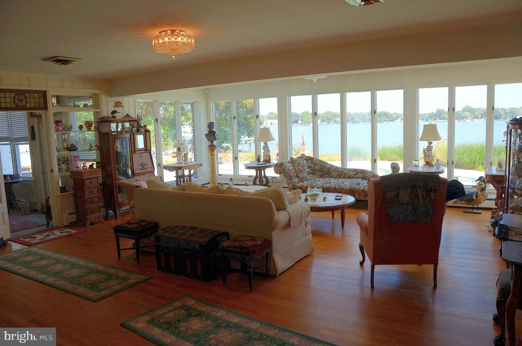 1129 Cherry Point Road West River, MD 20778 - Photo 7 of 30 Living Room
