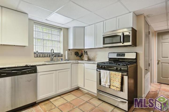 4510 Bennett Drive Baton Rouge, LA 70808 - Photo 25 of 47 First Floor - Kitchen