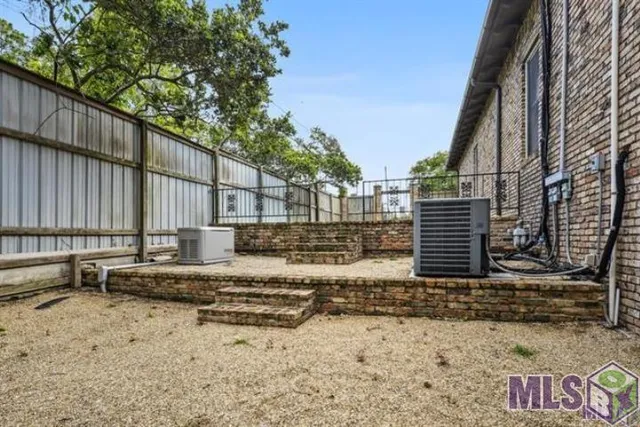 $925,000 | 4510 Bennett Drive, Baton Rouge, LA 70808