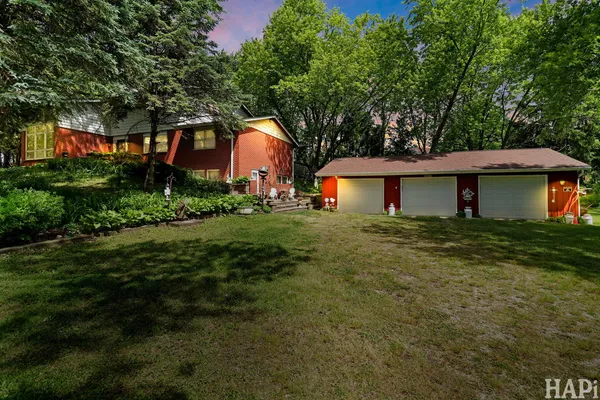 $724,900 | 11012 Lucas Road, Woodstock, IL 60098