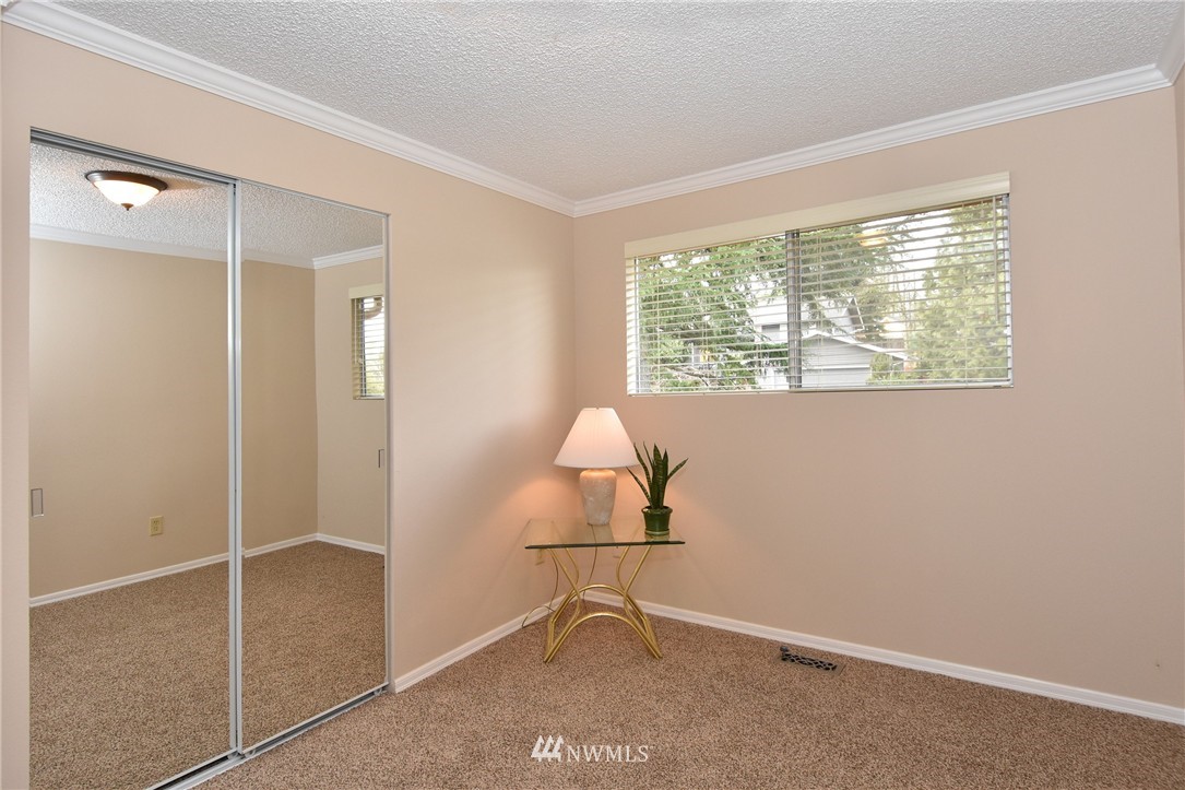 22101 4th Place West Bothell, WA 98021 - Photo 10 of 16