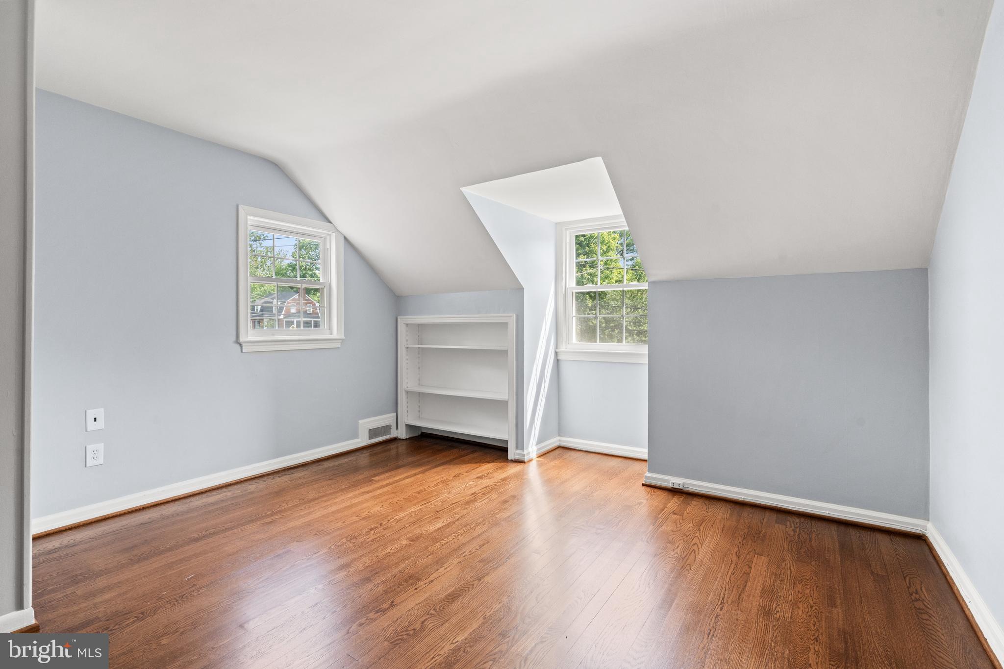 10208 Edgewood Avenue Silver Spring, MD 20901 - Photo 22 of 40 Bedroom 2