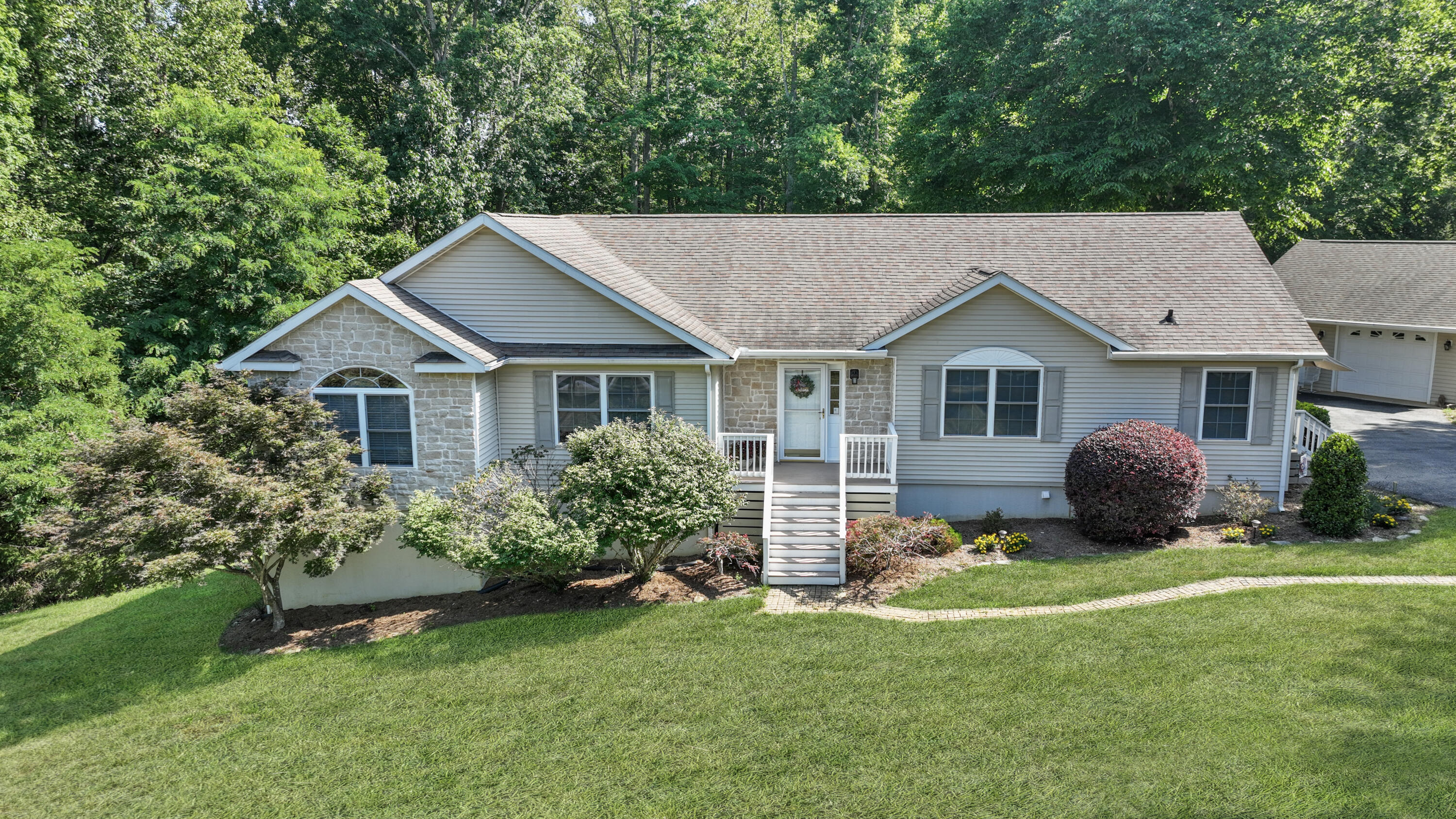 401 Whisperway Road Moneta, VA 24121 - Photo 55 of 60 Front View