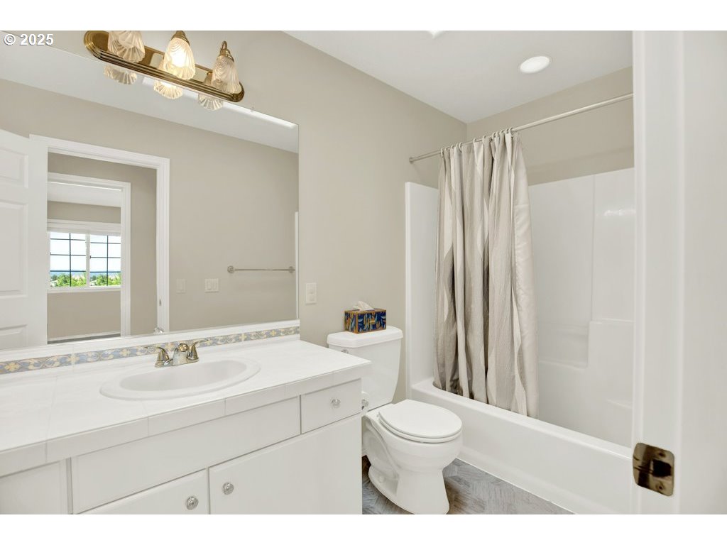 13866 Southwest Alpine View Portland, OR 97224 - Photo 35 of 45 Gallery Image 35