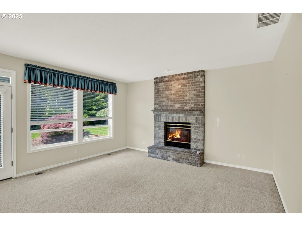 13866 Southwest Alpine View Portland, OR 97224 - Photo 8 of 45 Gallery Image 8